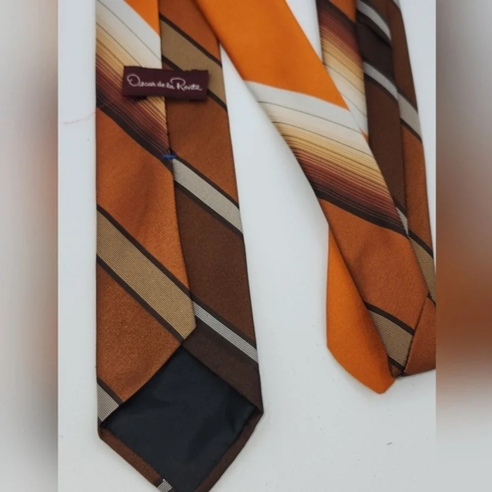Oscar de la Renta Necktie Brown Orange Stripe‎ Vintage Retro Mens Accessory